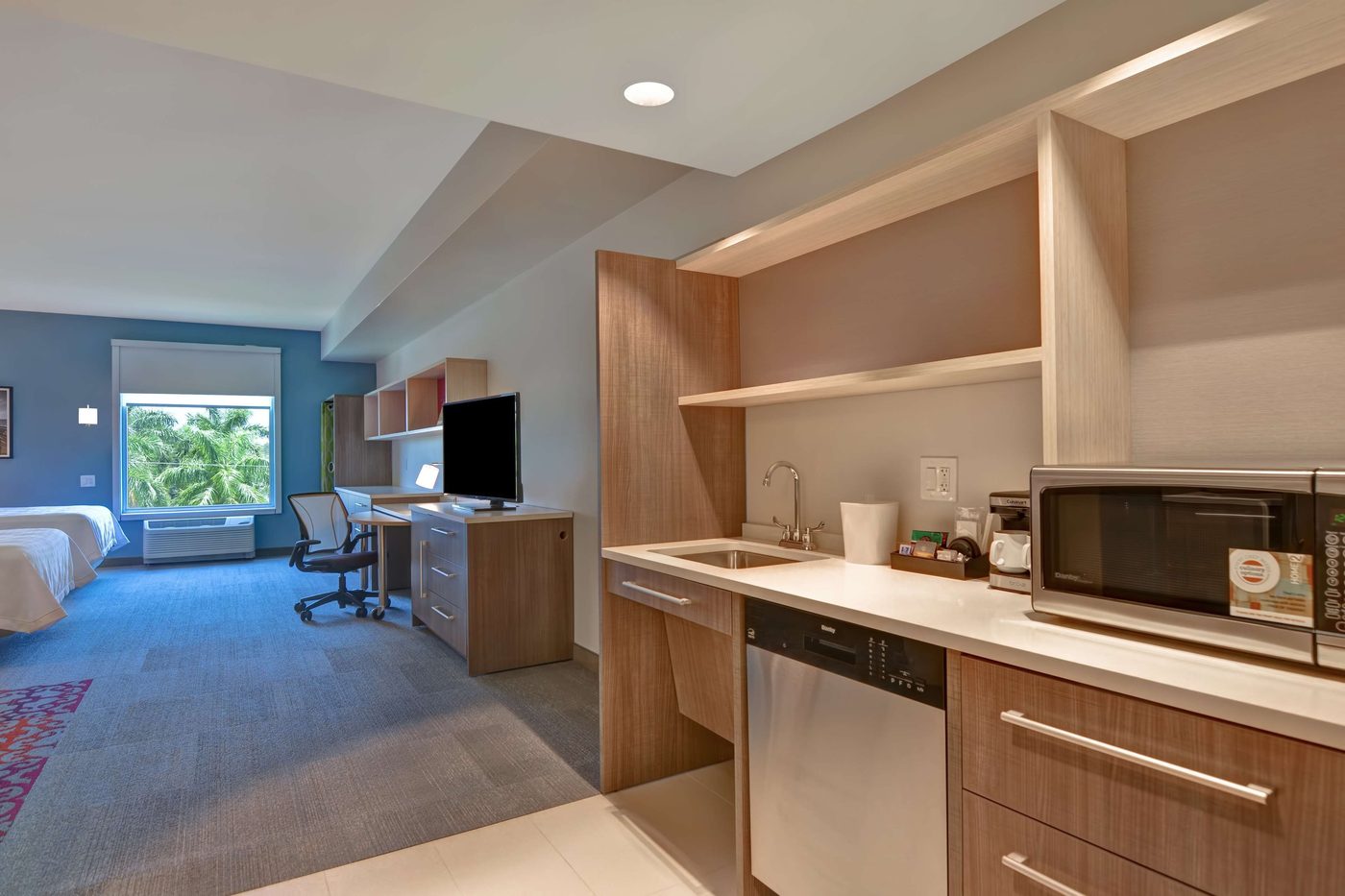 Suite with in-room kitchen